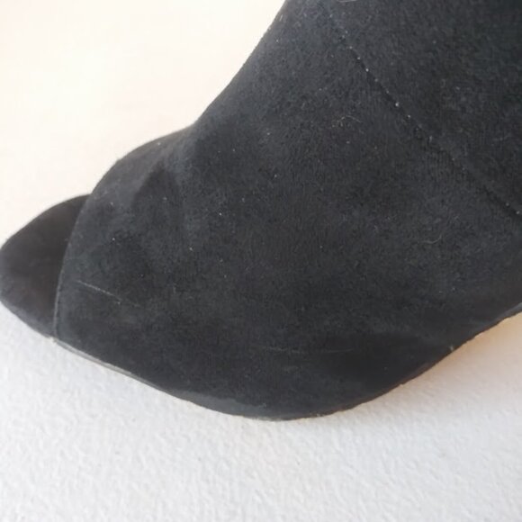 Shoe Dazzle Lucinda women's size 9.5 Black faux suede, open toe high heel shoes - Picture 16 of 16